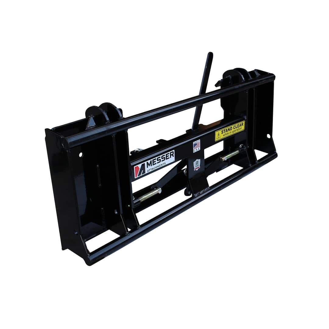 Male Global to universal skid loader adapter - Messer Attachments